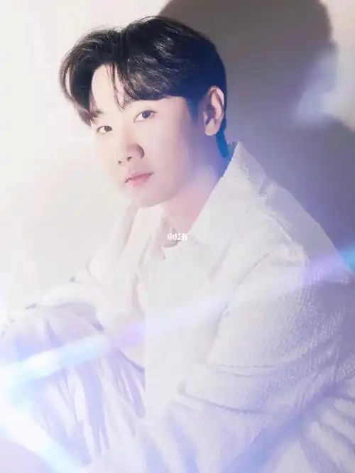 221120汪苏泷今天有演出照