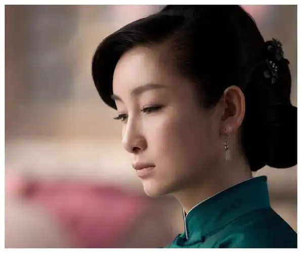 《狗剩快跑》女演员:戏里荒凉土掉渣,戏外美如花|秦海璐|电视剧|精彩