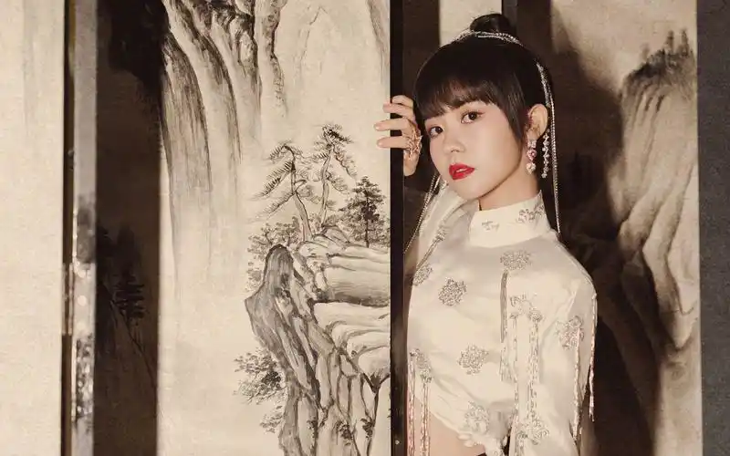 赖美云水墨古风高清桌面壁纸