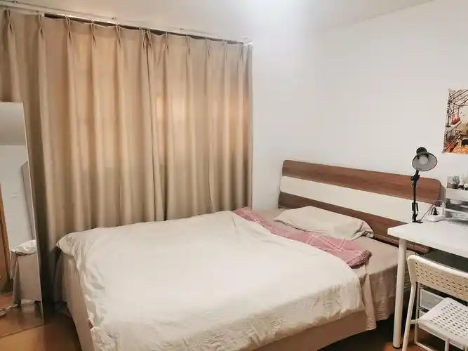 新社畜第一次租房,有点日系的小房间