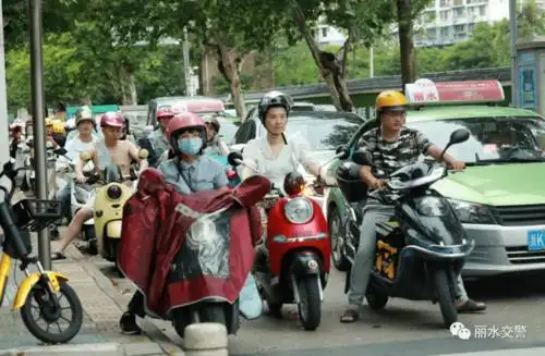 7月1日正式施行骑电动车的松阳人注意