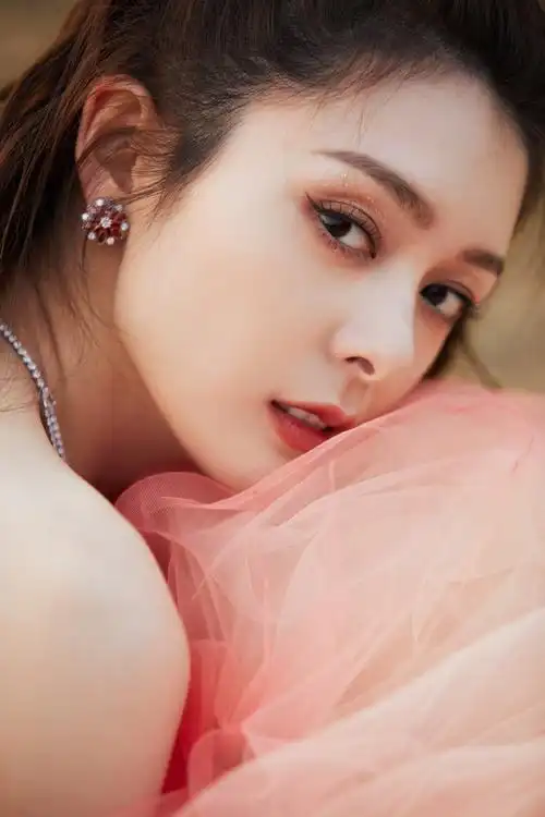 傅菁江苏春晚舞台造型##江苏卫视春晚##傅菁兔年新春大片