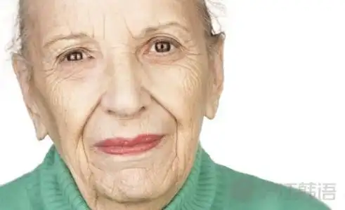 长期熬夜皮肤松弛怎么办