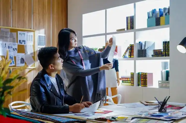 比音勒芬设计师日常让世界看到专业的力量