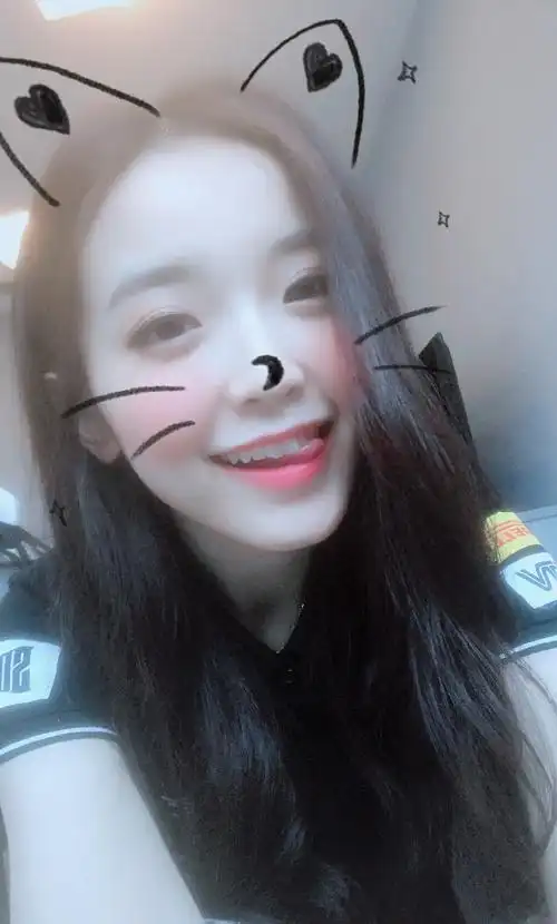金雯昕呆萌可爱自拍照图片27