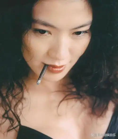 性感女神林熙蕾公开生活方式,近乎"强迫症"的她健康保持美态