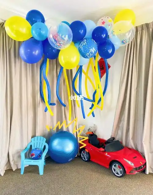 diy室内气球生日布置