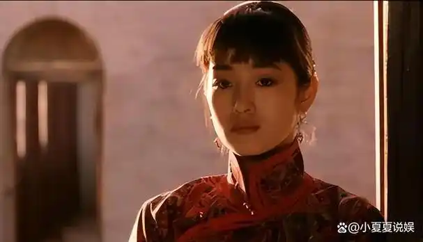 回顾艺术节上巩俐这一笑我才发现她走上了女演员的另一条大道