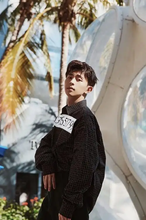 旅行快乐 你开心就好_邓伦