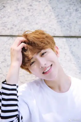 偶像练习生 蔡徐坤