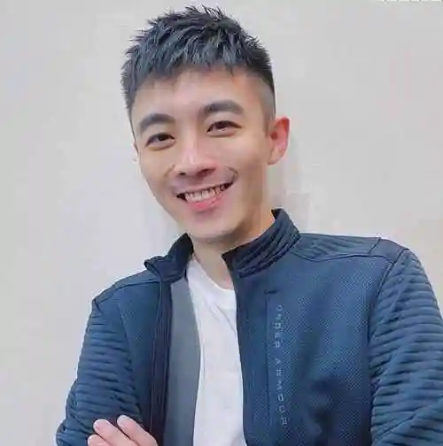 男生剪"小碎盖"短发很帅气,夏天留这4款发型,潮男气质不会差