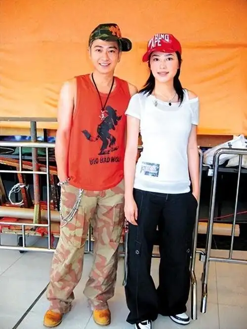 回顾"精明女人"应采儿:为何不选向佐,而是嫁家世一般的陈小春