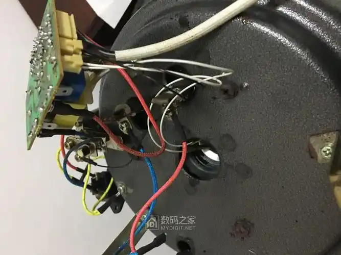 拆修苏泊尔hy60d电压力锅