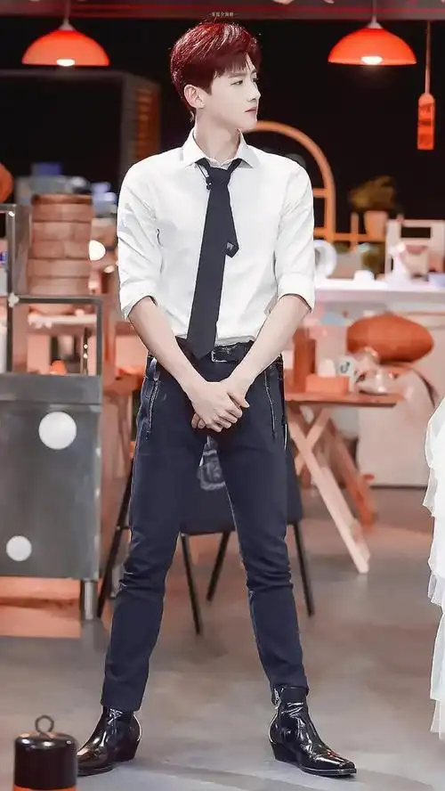 男明星的大长腿们,有些人腿虽然长,然而