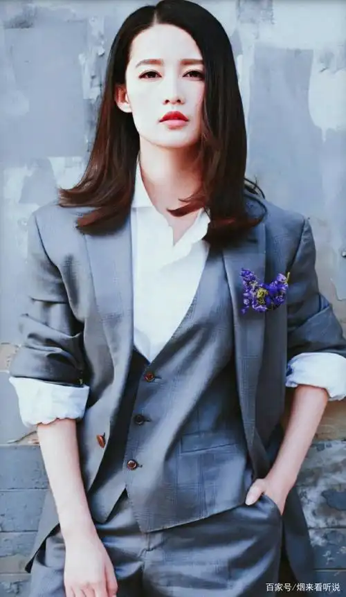 女明星穿起西装来,简直又a又酷,气场全开