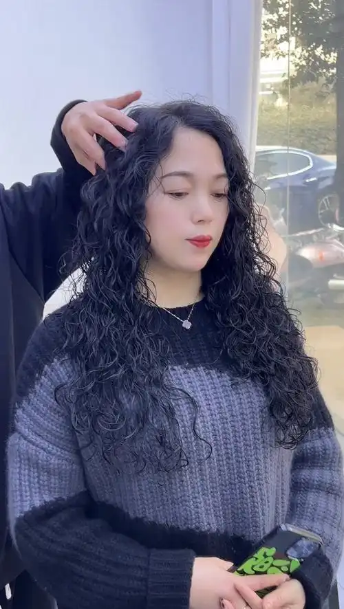 今日发型  #减龄发型  #羊毛卷  #法式烫  #法式烫发