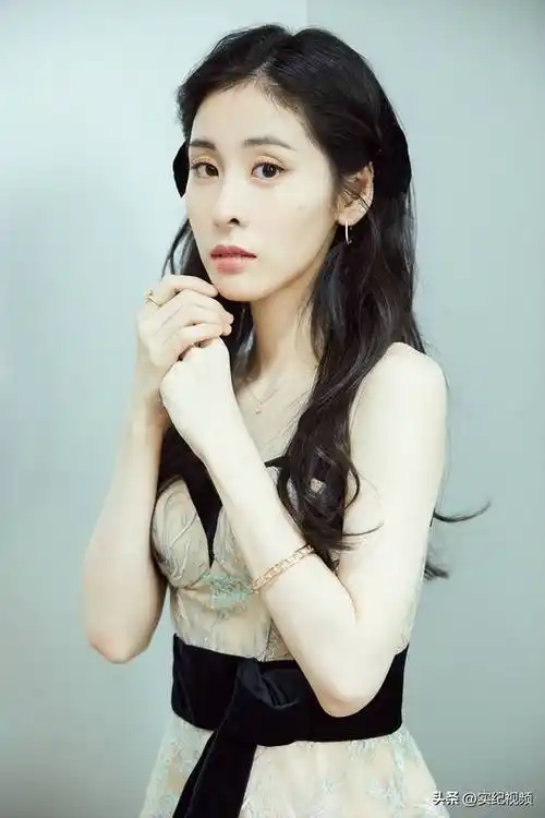 "谋算"叫张碧晨和华晨宇,孩子5岁了,才明白里面的问题_音乐_眼神_观众