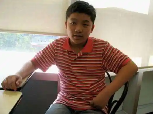 还记得家有儿女"小雨"尤浩然吗?三考进北影,瘦到认不出,下一个彭于晏!