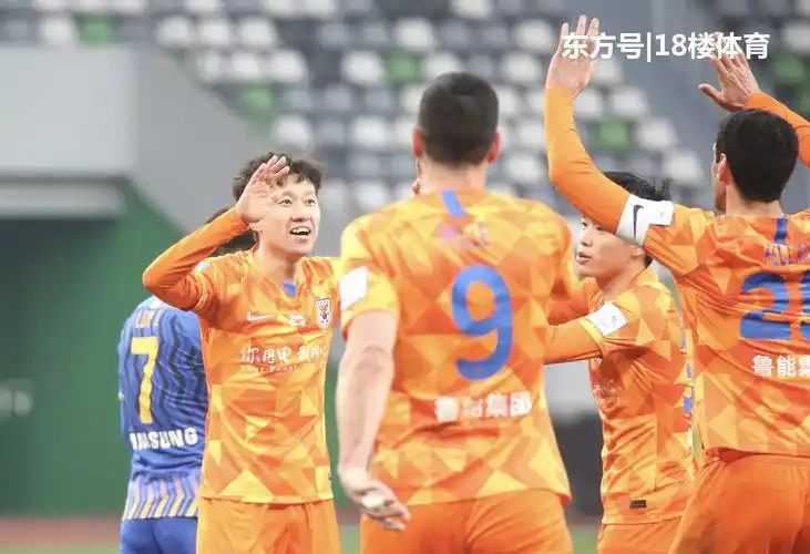 王彤世界波佩莱告别战建功山东鲁能时隔6年再夺足协杯冠军