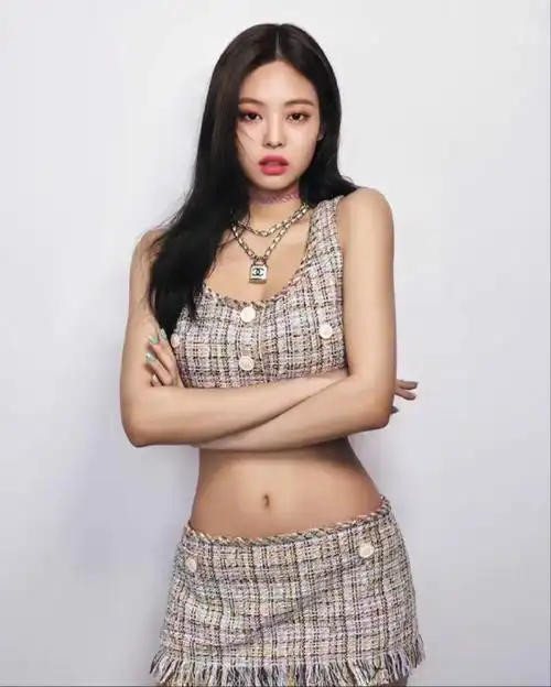 jennie透视装