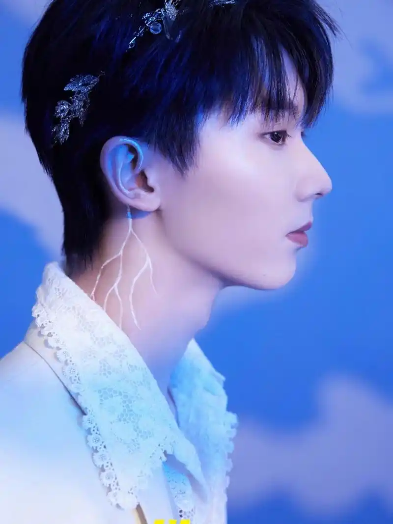 每日认识一个帅哥‖day83~ 96马嘉祺 78出生日期:2002年12月12日