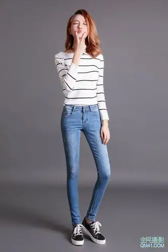 韩版束腿修身 女装牛仔裤