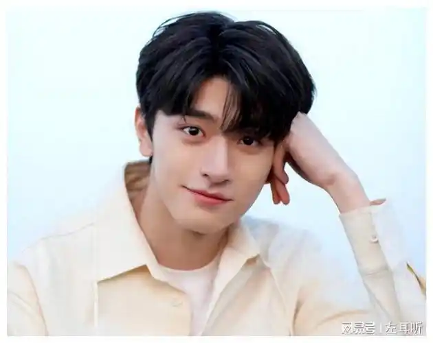 暗恋|演员|娱乐圈|女明星_网易订阅