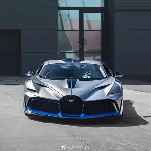 布加迪divo开始交付了,什么时候能在迪拜街头偶遇一下