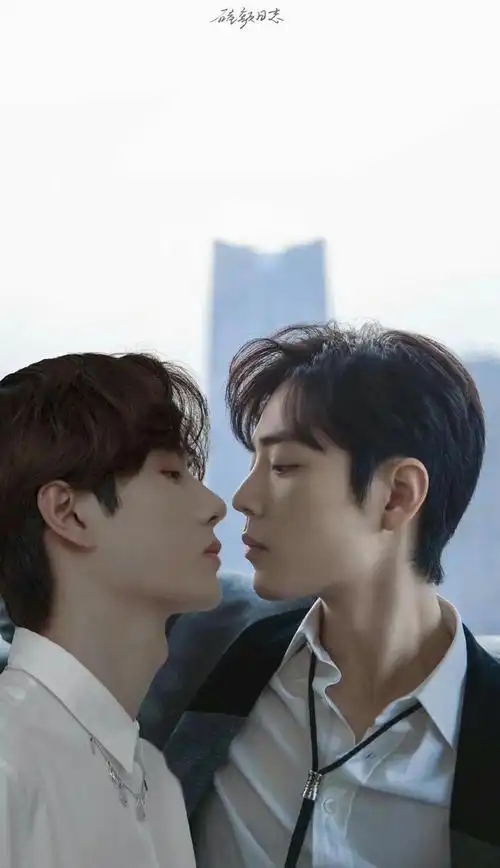 状态:连载ing 古代 大家族公子博不谙世事师傅战 神仙太太@上官寒卿