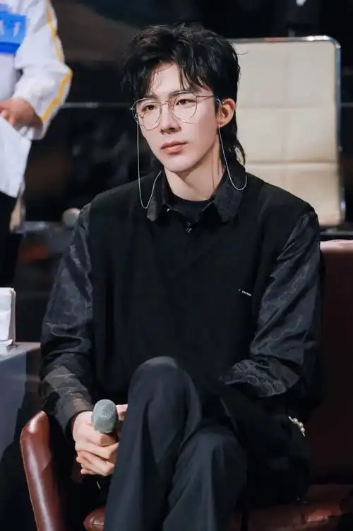 刘宇宁结过婚真的吗(刘宇宁自曝:承认有过婚史)