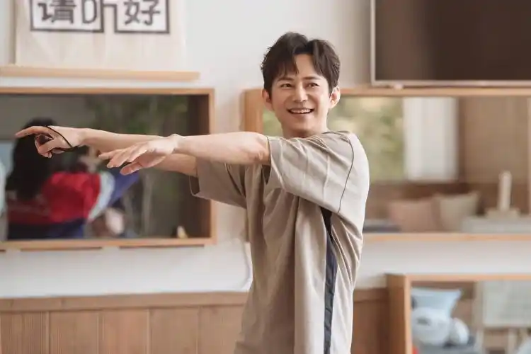 何炅井柏然接连报警明星报警维权会成为趋势吗