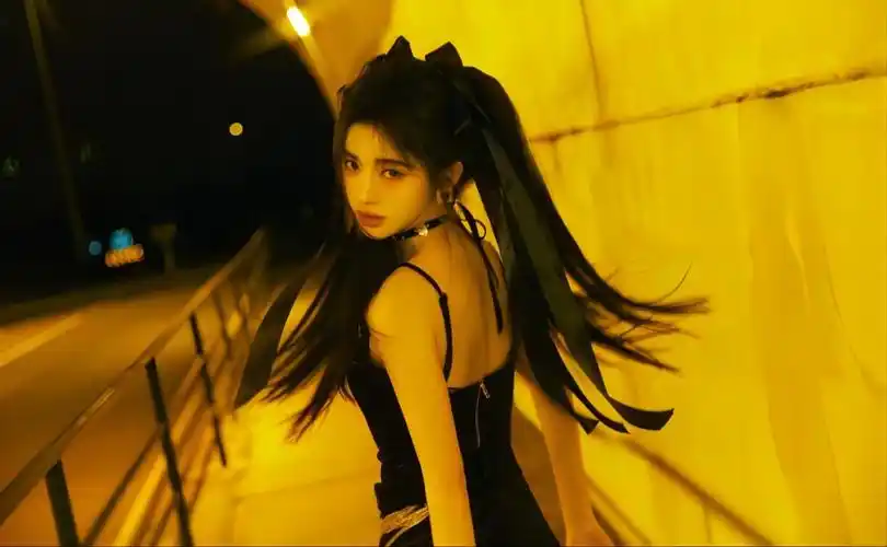 【鞠婧祎】全开麦唱跳《恋爱告急》2024江苏卫视跨年演唱会