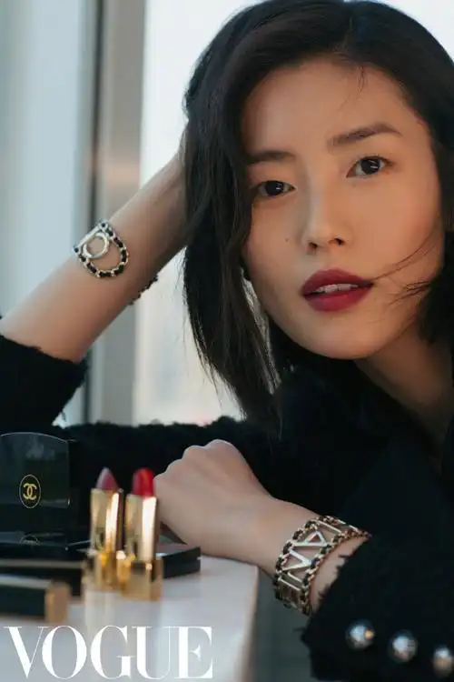 刘雯高级性感写真图片