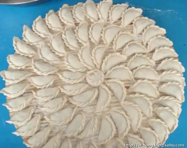 赏雪游·哈尔滨 亚布力 雪乡4日3晚跟团游·杀年猪,包饺子,篝火晚会