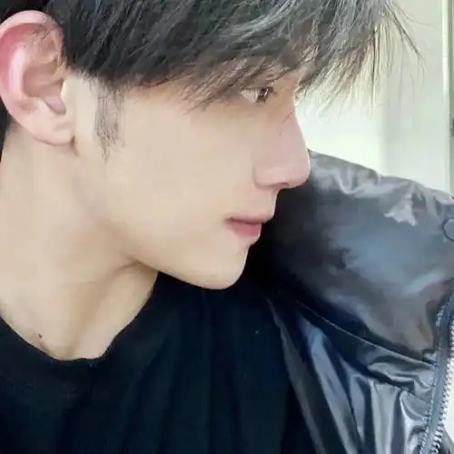 男头男生头像高清男头真人男生头像赞评论更多所有评论你也来说些什么