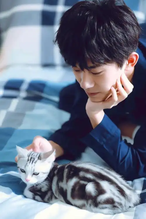 易烊千玺也太温柔了吧!