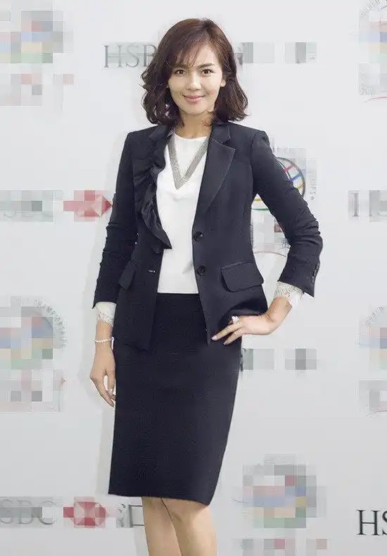 刘涛把职业装穿成了典范穿出了传奇,穿多久都不会过时