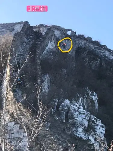 其它 箭扣之鹰 写美篇鹰飞倒仰依山势而建成,犹如倒飞的雄鹰而得名,不