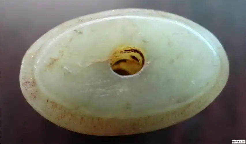 工痕有点特别的扁形玉勒子 - 中华古玉器 论坛 - 任南红山文化官网
