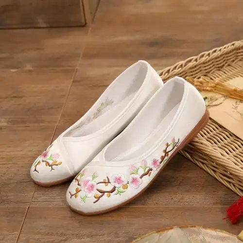 配旗袍古装表演绣花鞋鞋单鞋女布鞋中国风平底汉服老北京绣花布鞋