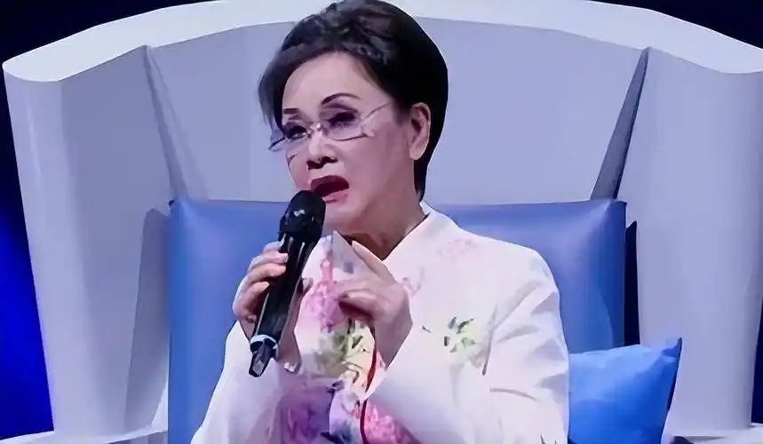 事实证明,曾被李谷一说"崇洋媚外"的尚雯婕,已走上另一条大道