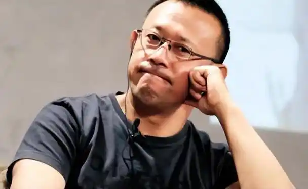 全裸拍戏诱惑外籍男演员知三当三包养小鲜肉结婚了也不老实