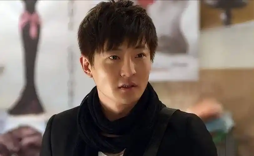 "笑点满满"郭京飞,年轻时是话剧王子,这些年他经历了什么