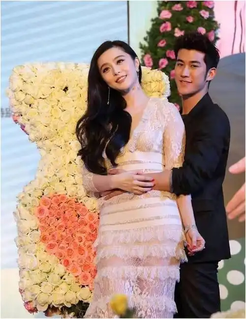 范冰冰传了9年的绯闻男友是混血王子帅过李晨并自曝已成婚
