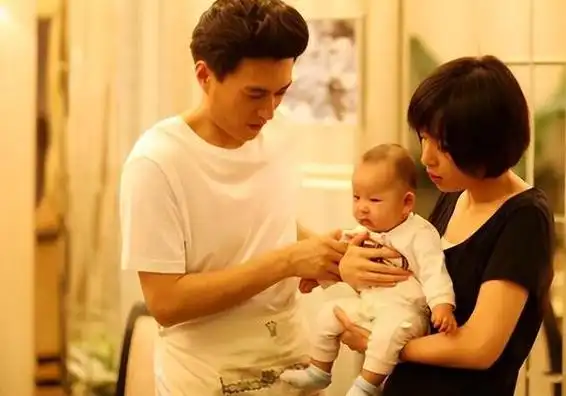 靳东与李佳的爱情故事