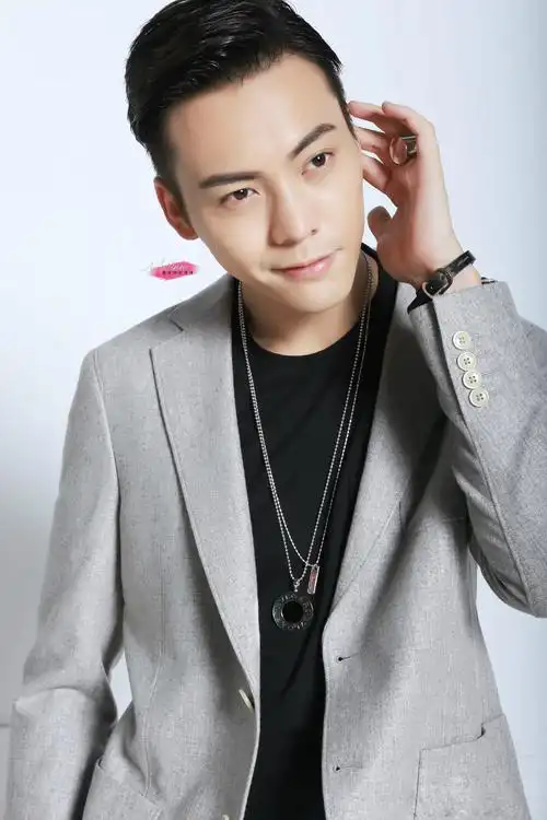 陈伟霆# 芒果画报无损精修