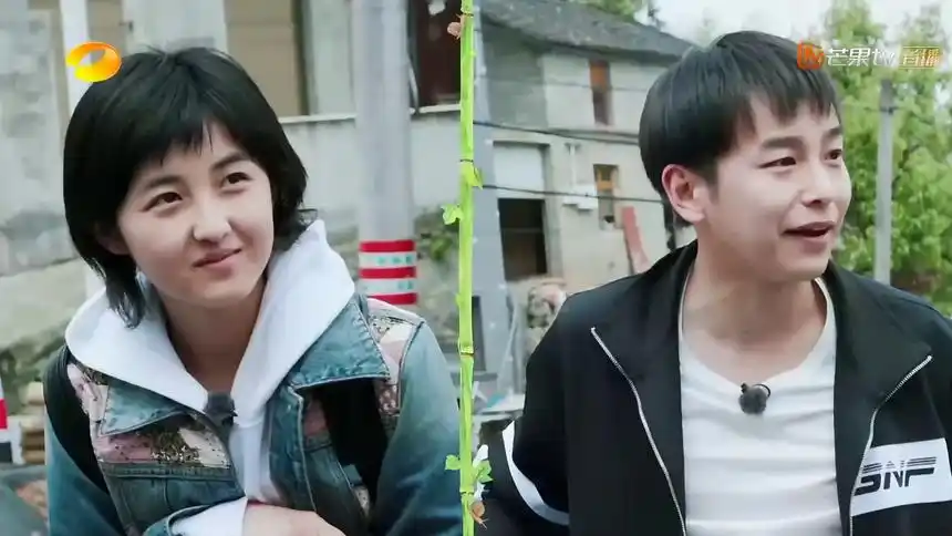 开挂式长大张子枫赵今麦胡先煦小别离三子实力强