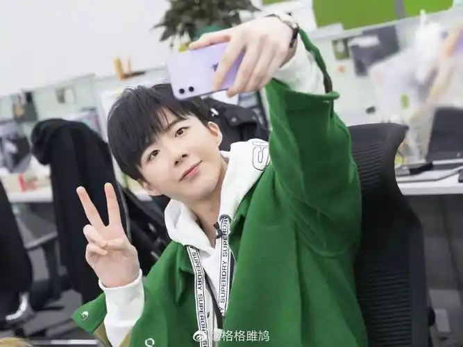 刘宇宁##刘宇宁巴黎欧莱雅护发大使