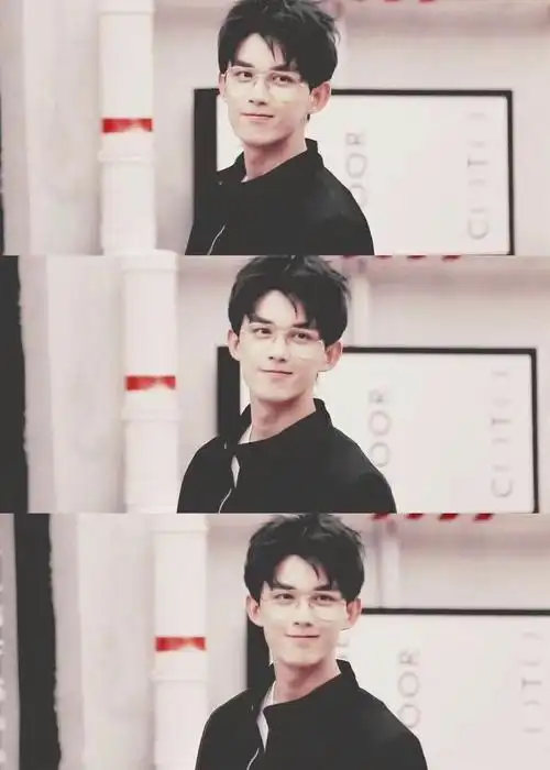 三连拍壁纸#吴磊