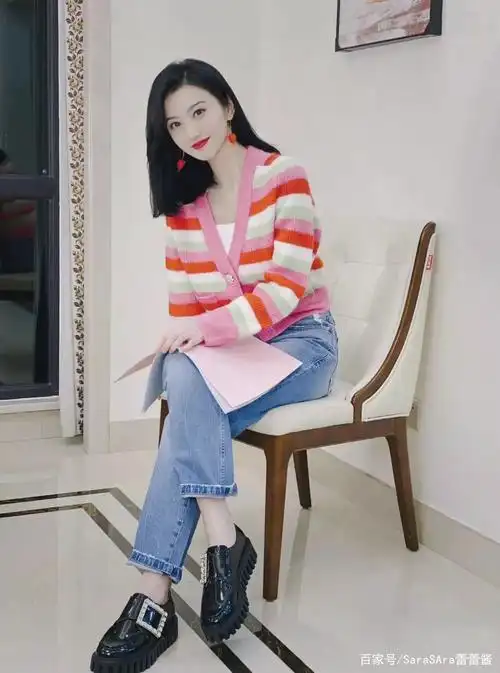 明星穿搭红榜唐嫣景甜的早春穿搭时髦好看又好学